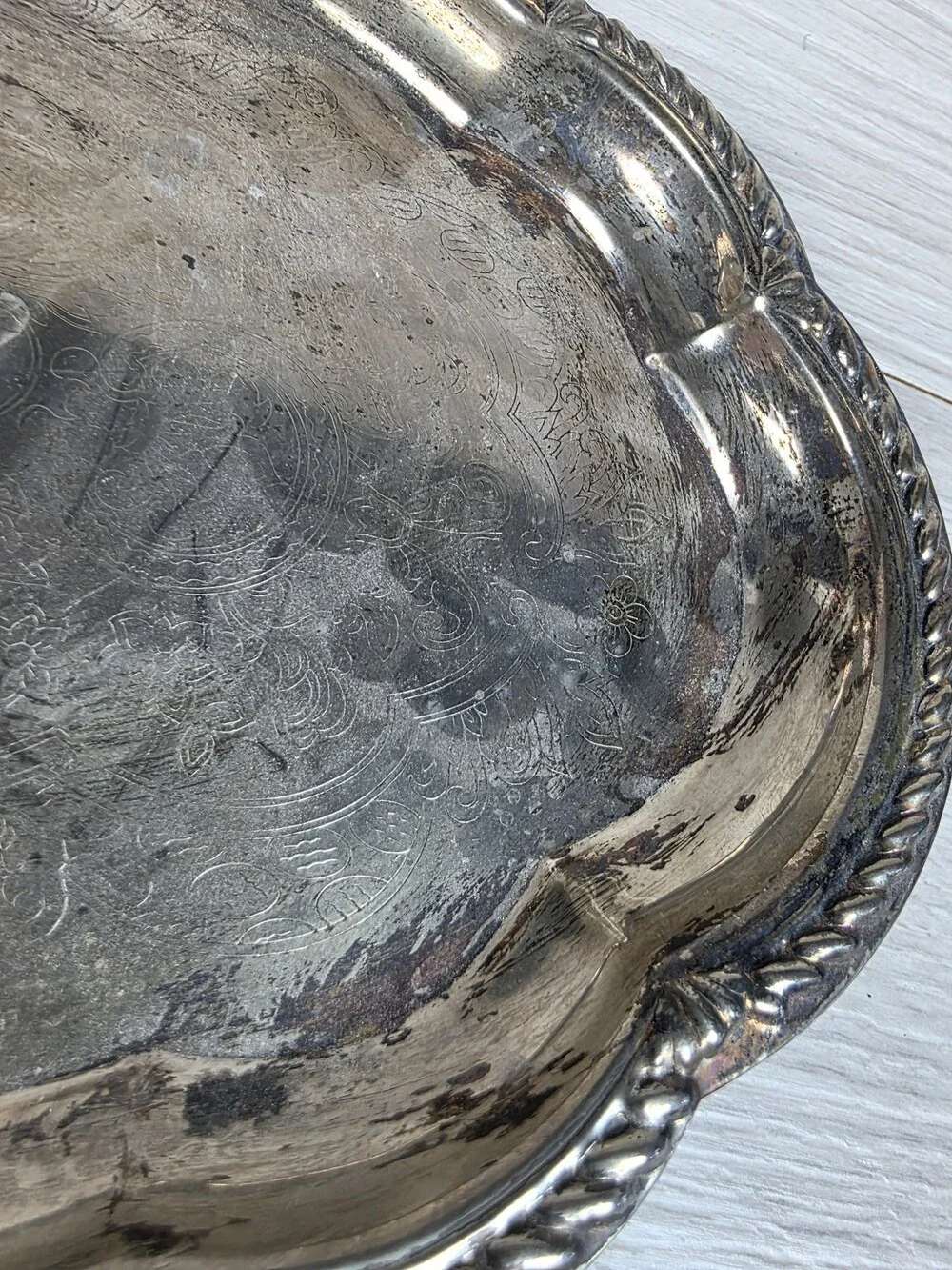 DAVCO SILVER Silverplate Oval Tray w Scalloped Edge and Rope Border SU12